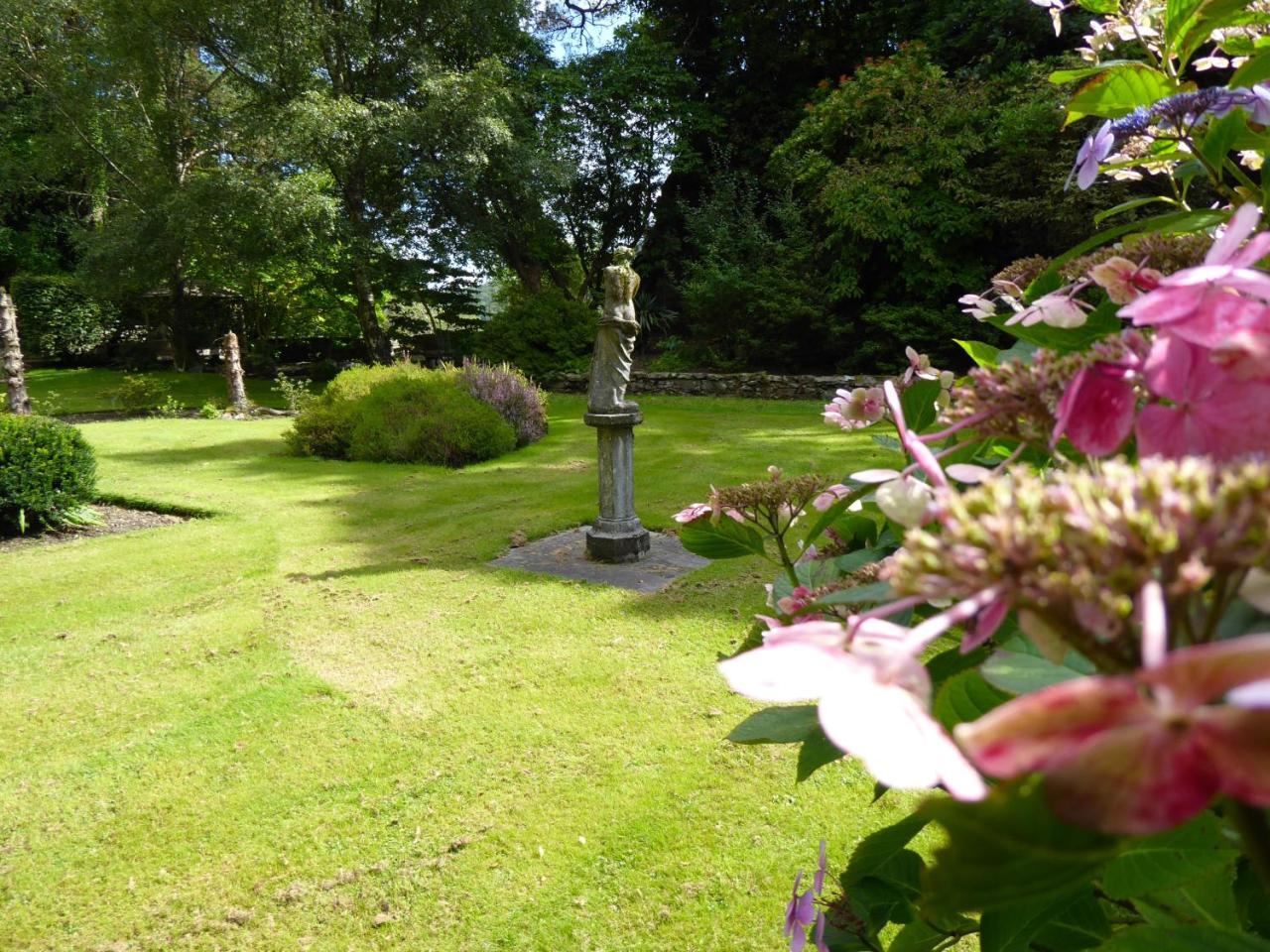 Borthwnog Hall ドルゲラウ エクステリア 写真